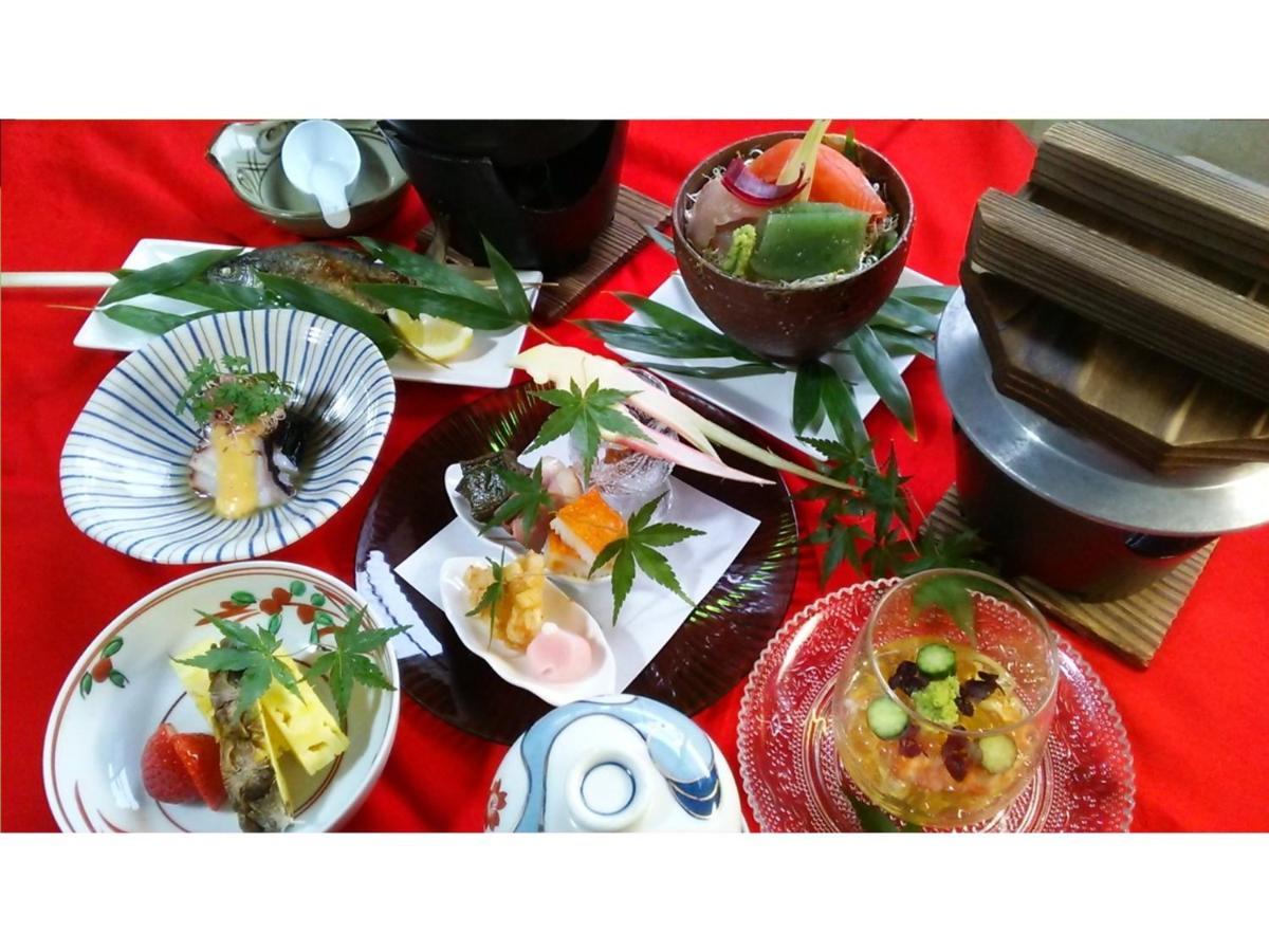四万温泉 あやめや旅館 中之条町 エクステリア 写真